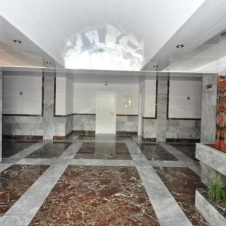 Alva Lloretholiday * Lloret de Mar